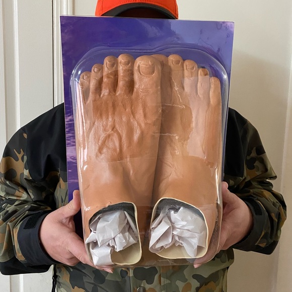 🥳🦶🏻🥔 SOLD OUT limited pairs IMRAN POTATO Caveman Slippers OSFA 🥔🦶🏻🥸 - Picture 3 of 11